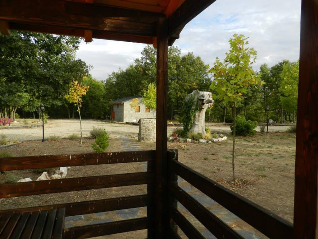 Cabanas Vallecino Manzanal de los Infantes ภายนอก รูปภาพ