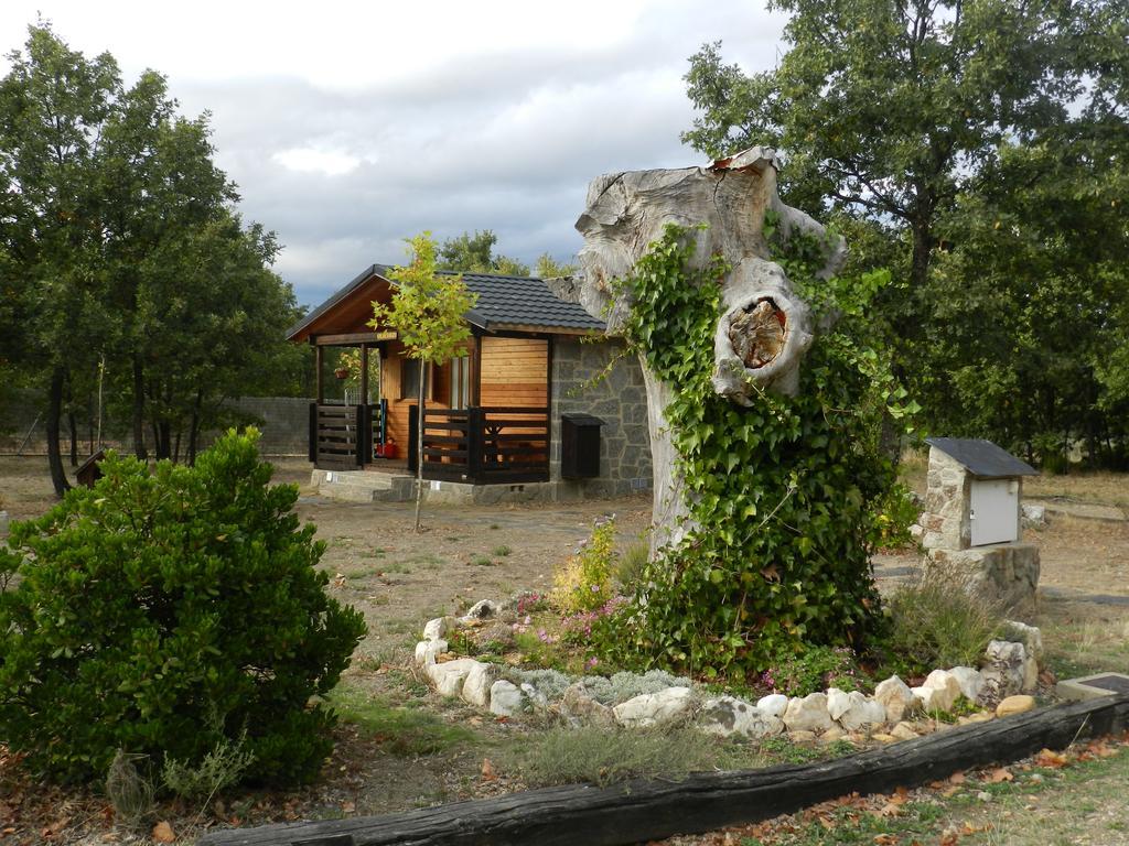 Cabanas Vallecino Manzanal de los Infantes ภายนอก รูปภาพ