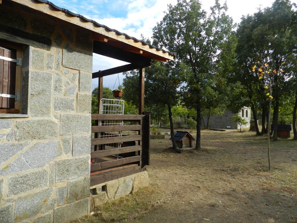 Cabanas Vallecino Manzanal de los Infantes ภายนอก รูปภาพ