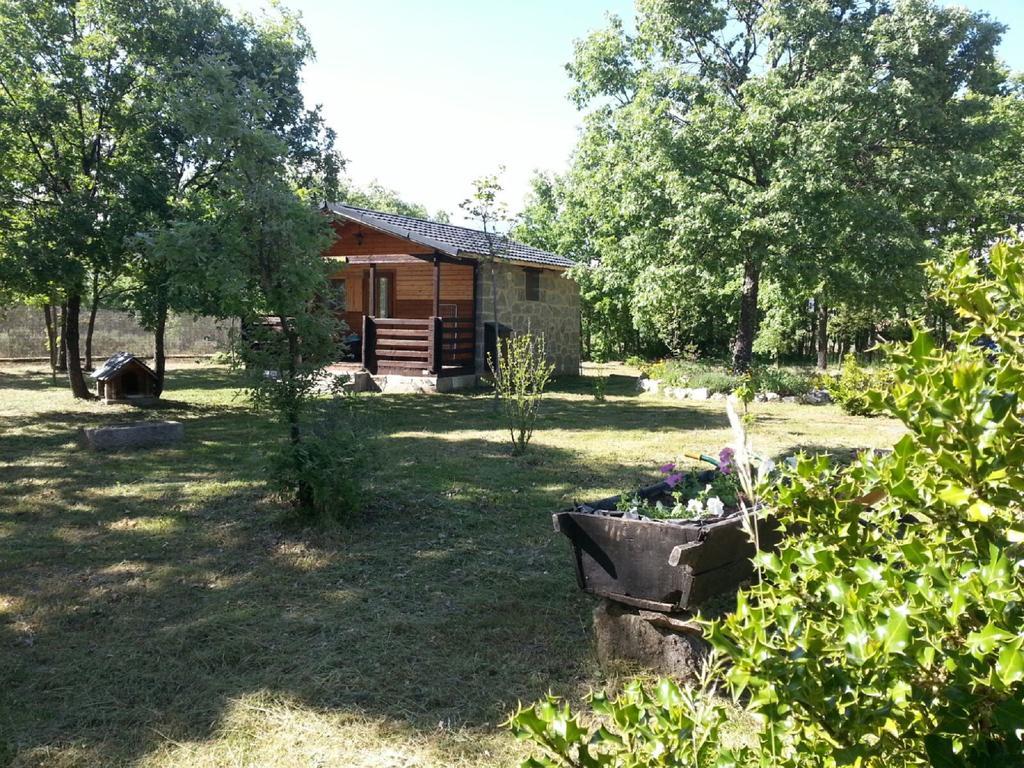 Cabanas Vallecino Manzanal de los Infantes ภายนอก รูปภาพ